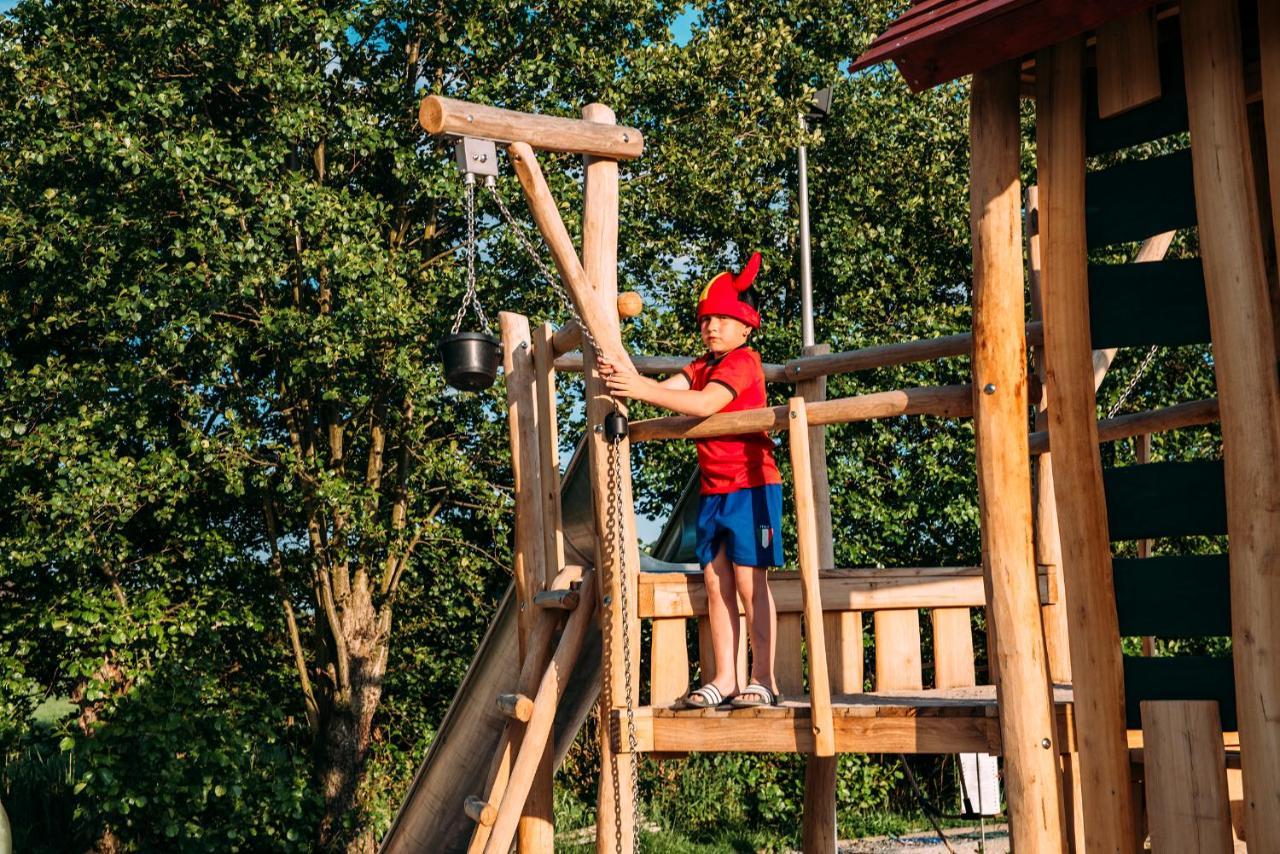 Glamping - 25 Min Roermond, Maasmechelen & Maastricht Hotel Kinrooi Екстериор снимка